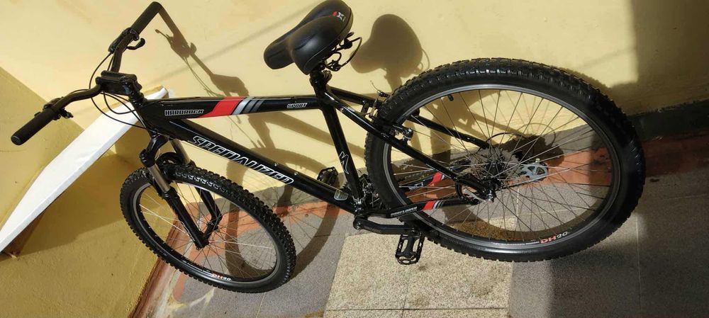 Bicicleta Specialized Hardrock Roda 26