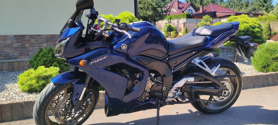 Yamaha Fazer 1000 fz1 transport