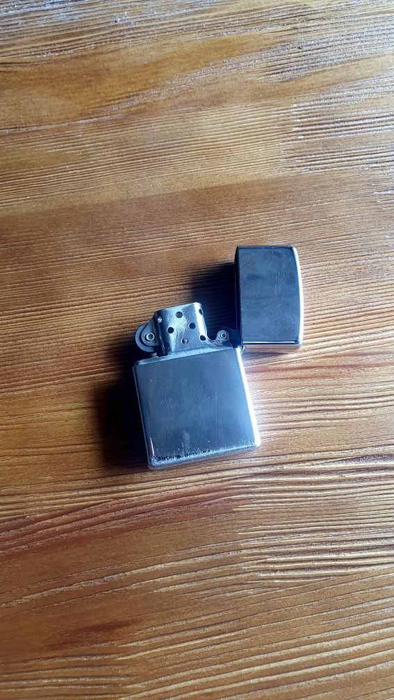 Зажигалка Zippo Silver 2004 год