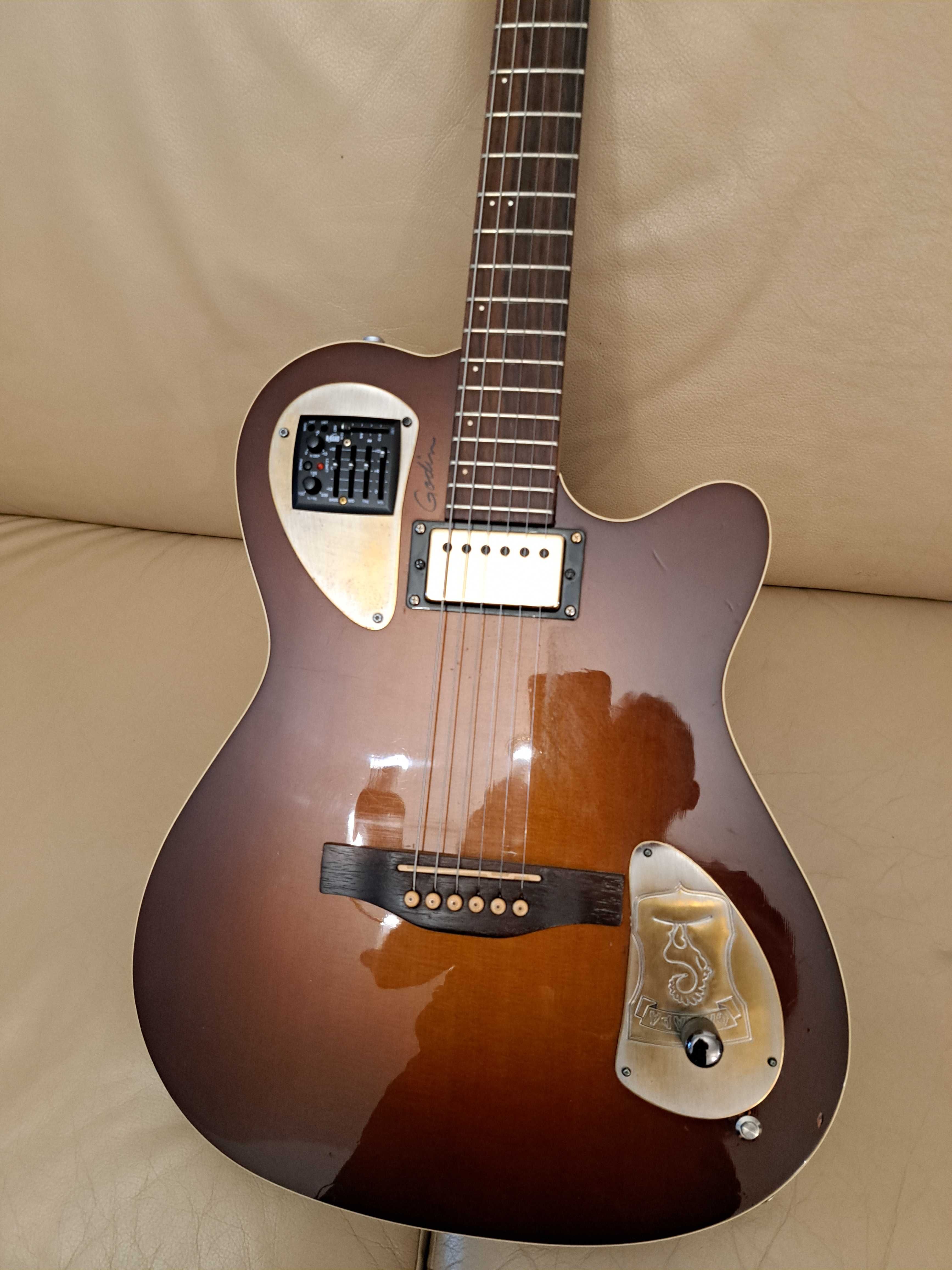 Gitara  Godin  A-6  zaproponuj cenę