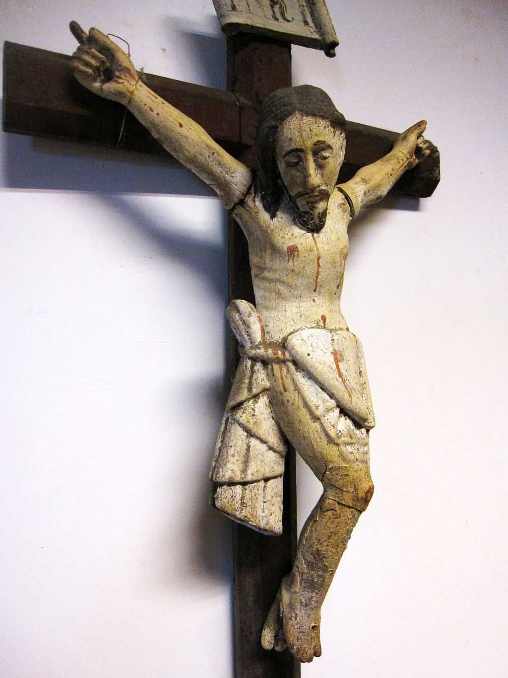 grande antigo crucifixo em madeira com Cristo policromado-Sec. XIX