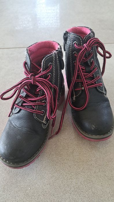 Oddam buty dziewczęce