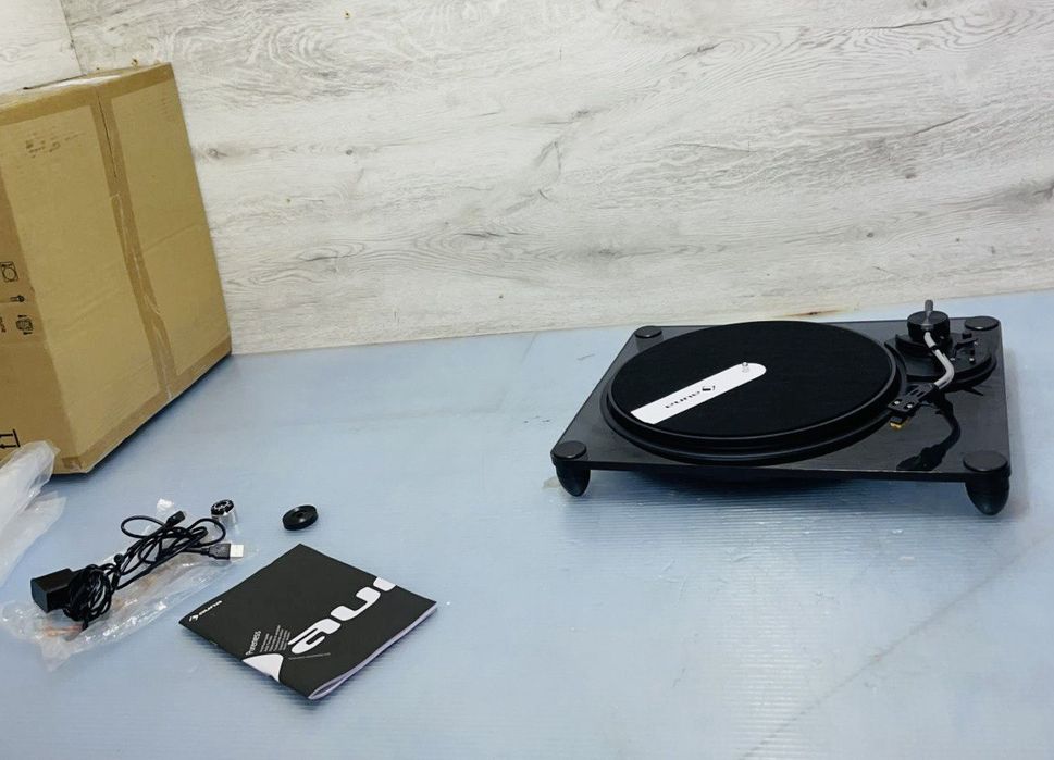 Музичний програвач вінілових пластинок Auna Purreness