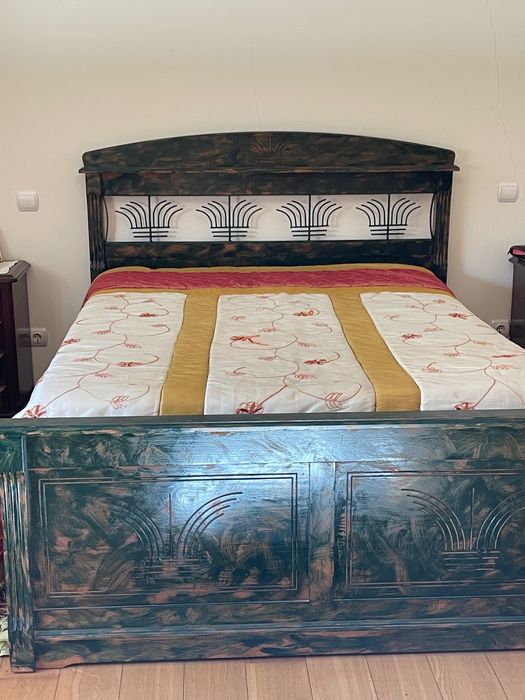 Cama de Casal Com Detalhes