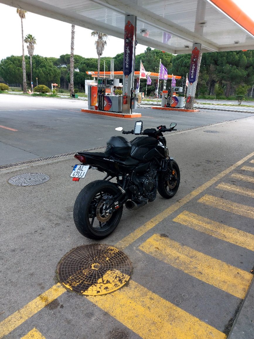 Yamaha mt07 2021