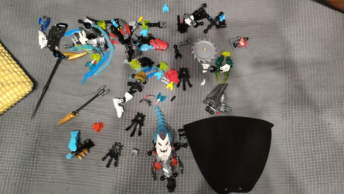 Pełny zestaw LEGO Hero Factory