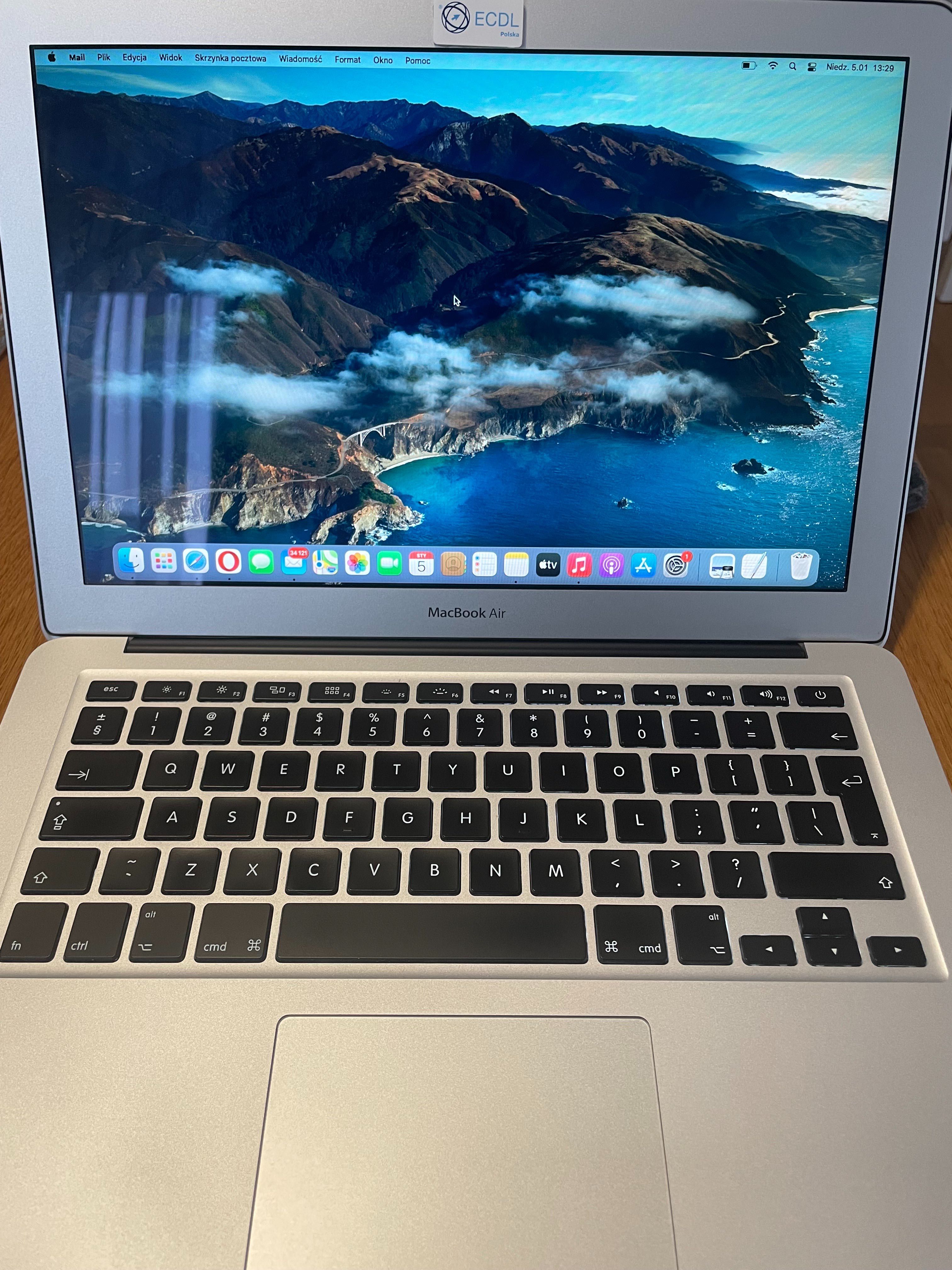 Laptop MacBook Air 13, rok 2015, 128 GB, nowa bateria, stan bdb