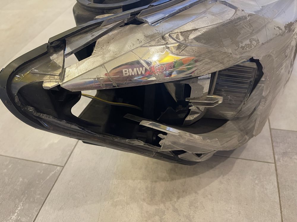 Bmw F30 LED фара правая робоча під відновлення