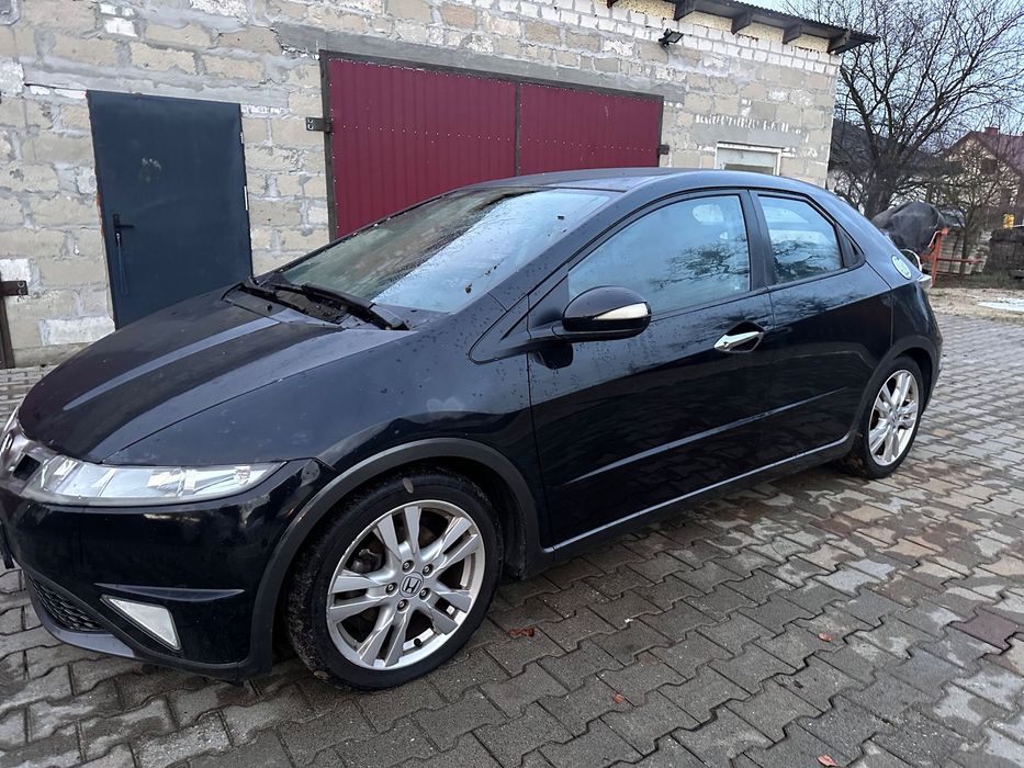 Honda Civic 1.8 ben 140km 5DR