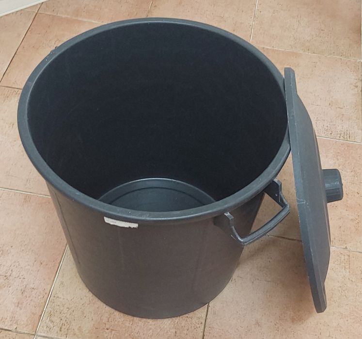 BALDE DE 60Lt EM PVC , MULTIUSOS.Casa,Quarto,Construção,Arrumação.