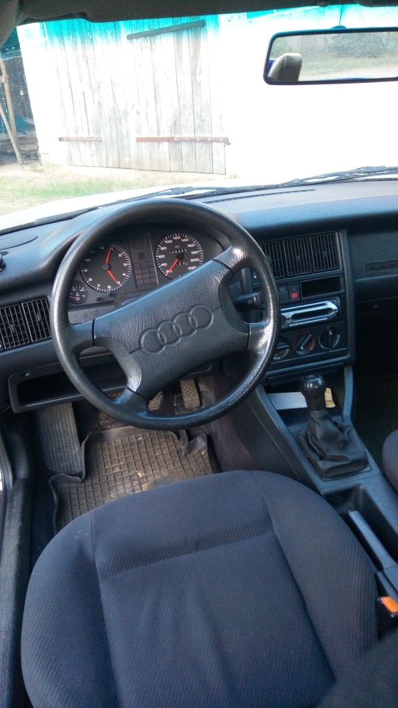 Audi 80 2,0 benzyna zadbana materiał na klasyka