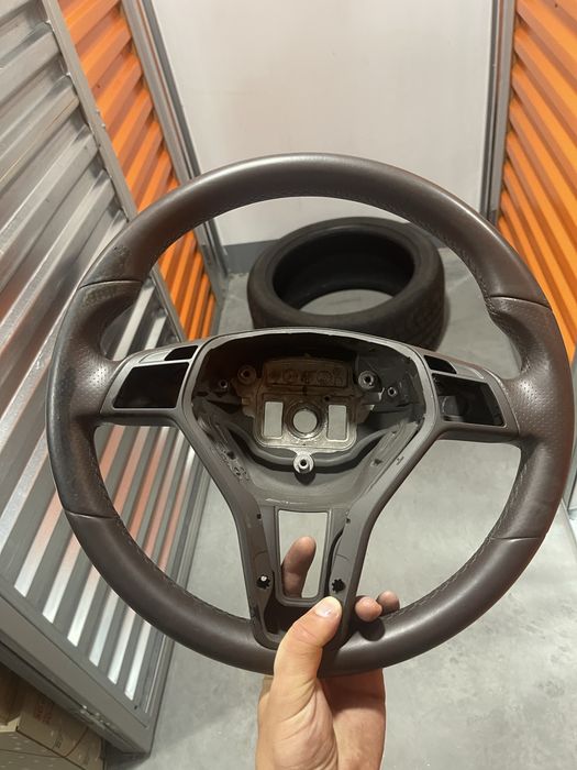 Кермо w204 w212.