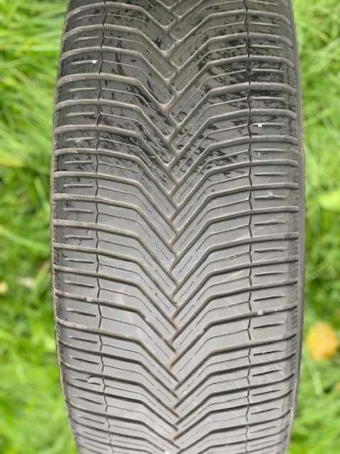 Sprzedam Opony wielosezonowe Michelin crossclimate 235/45/R18