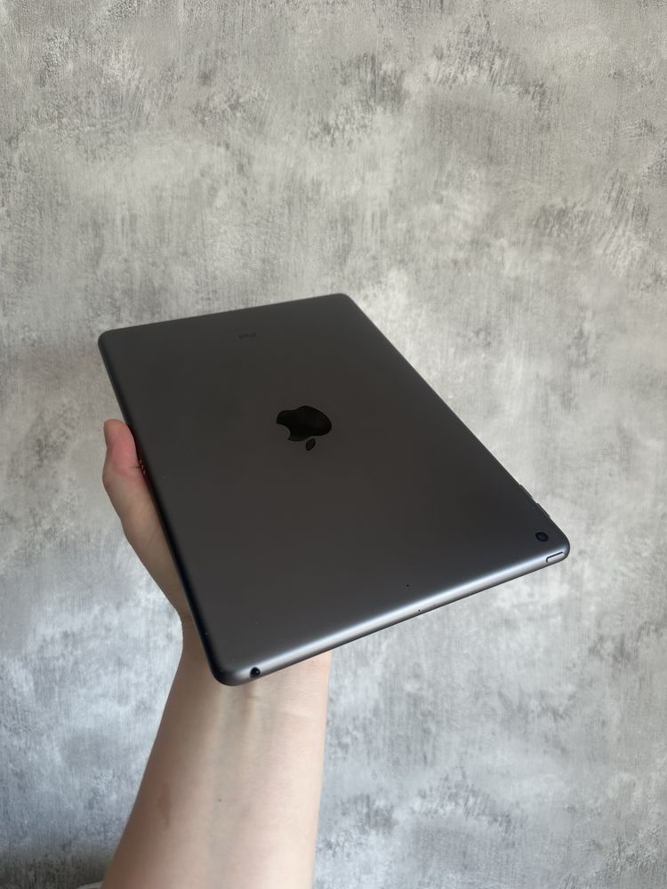 ipad 7 128Gb WI-FI