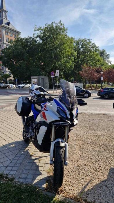 Bmw xr1000 tricolor