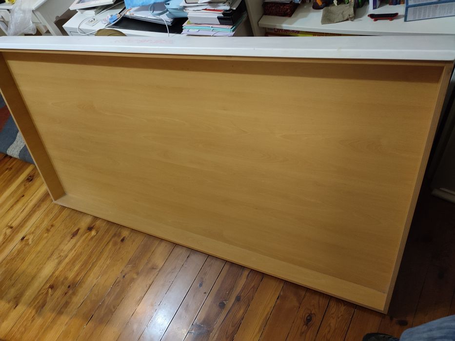 Beliche Triplo impecável em madeira maciça