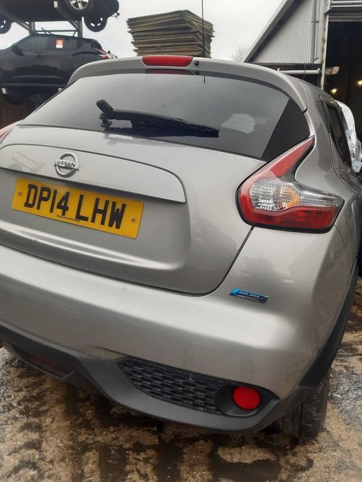 Ляда дверь серебро ниссан жук nissan juke разборка крышка багажника