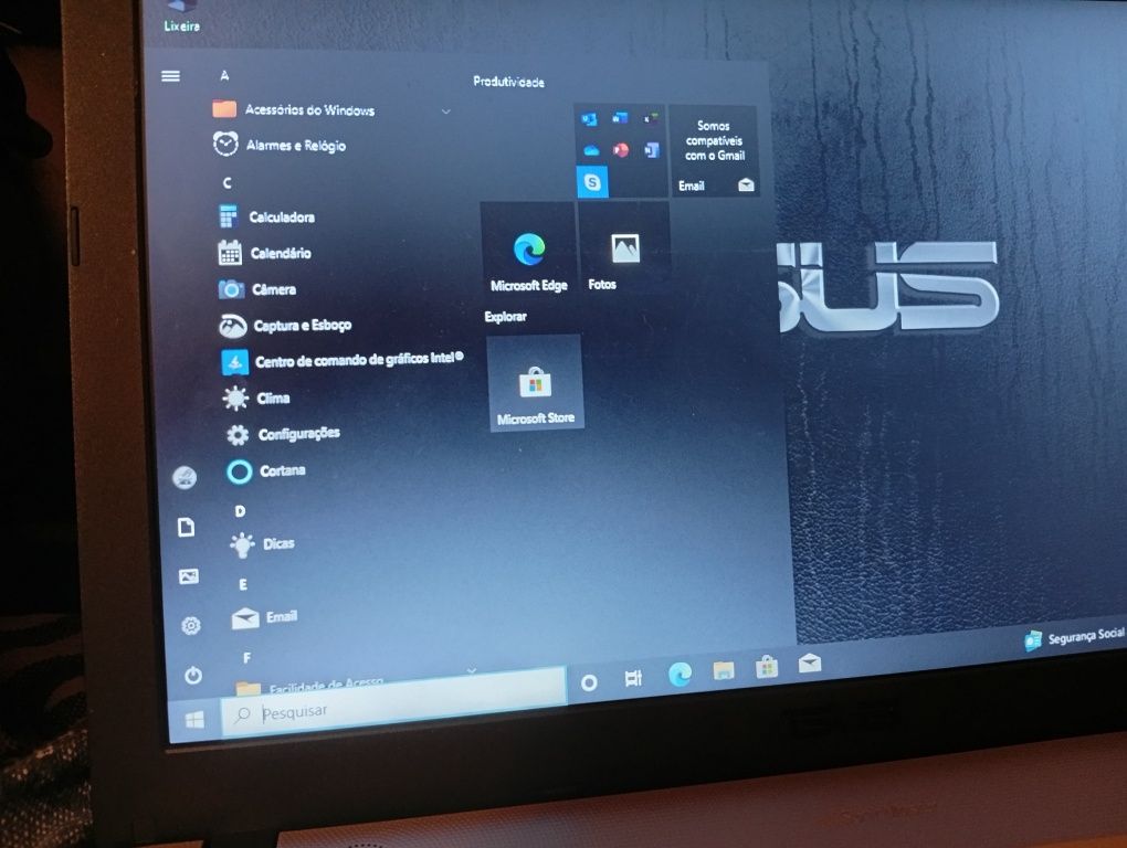 Portátil Asus i5 12GB RAM Windows 10 Pro