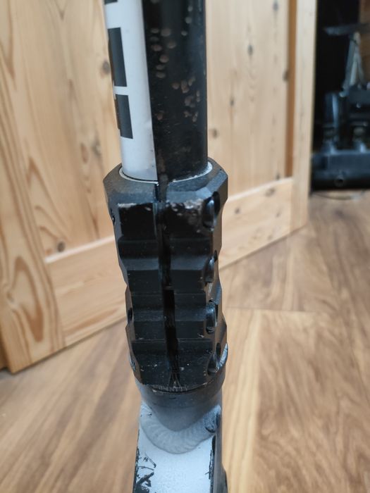 Hulajnoga składana wyczynowa