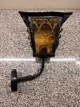 Stara retro lampa ścienna, kinkiet, na ganek, kamienice.