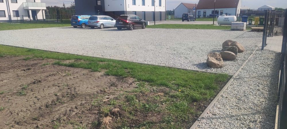 Parking do wynajęcia osobówki, bus, ciężarówki, Bielany Wrocławskie