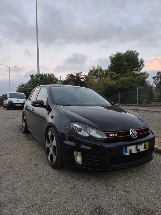 Volkswagen Golf VI 2.0 TDI 173cv | GTI/GTD Look
