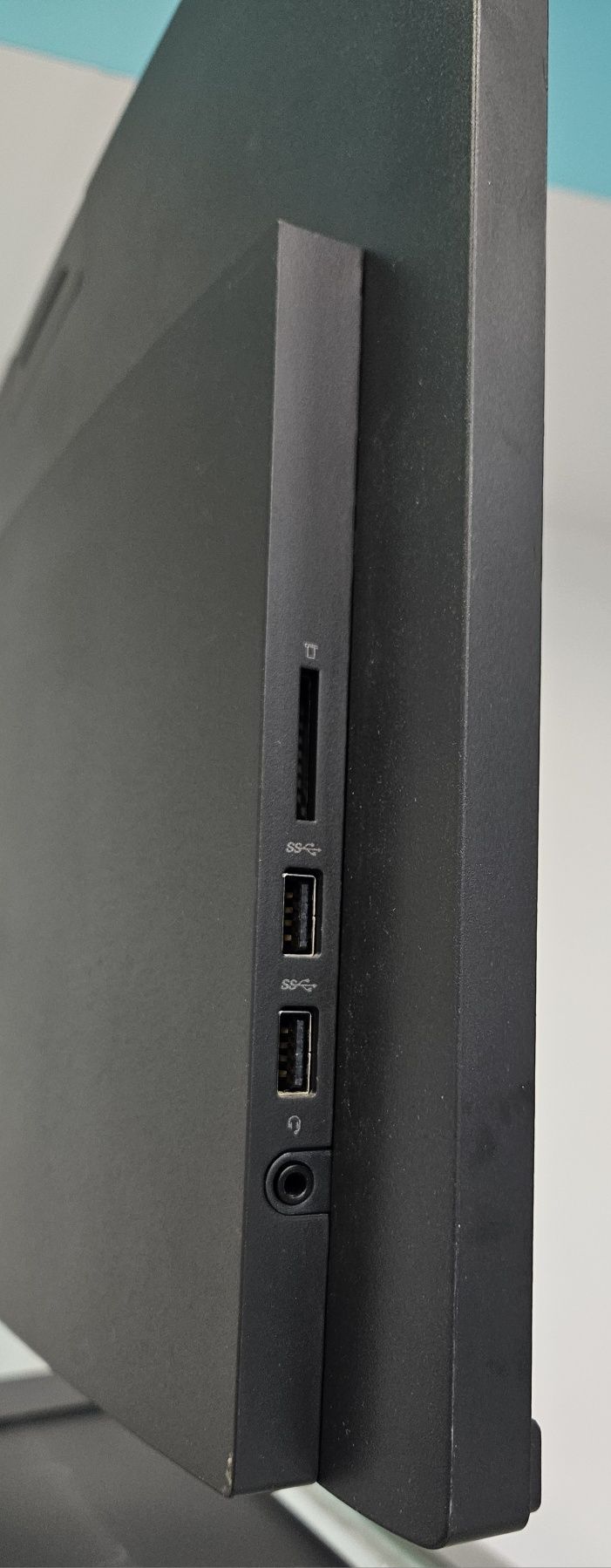 Lenovo ldeaCentre AIO 5 241MB05