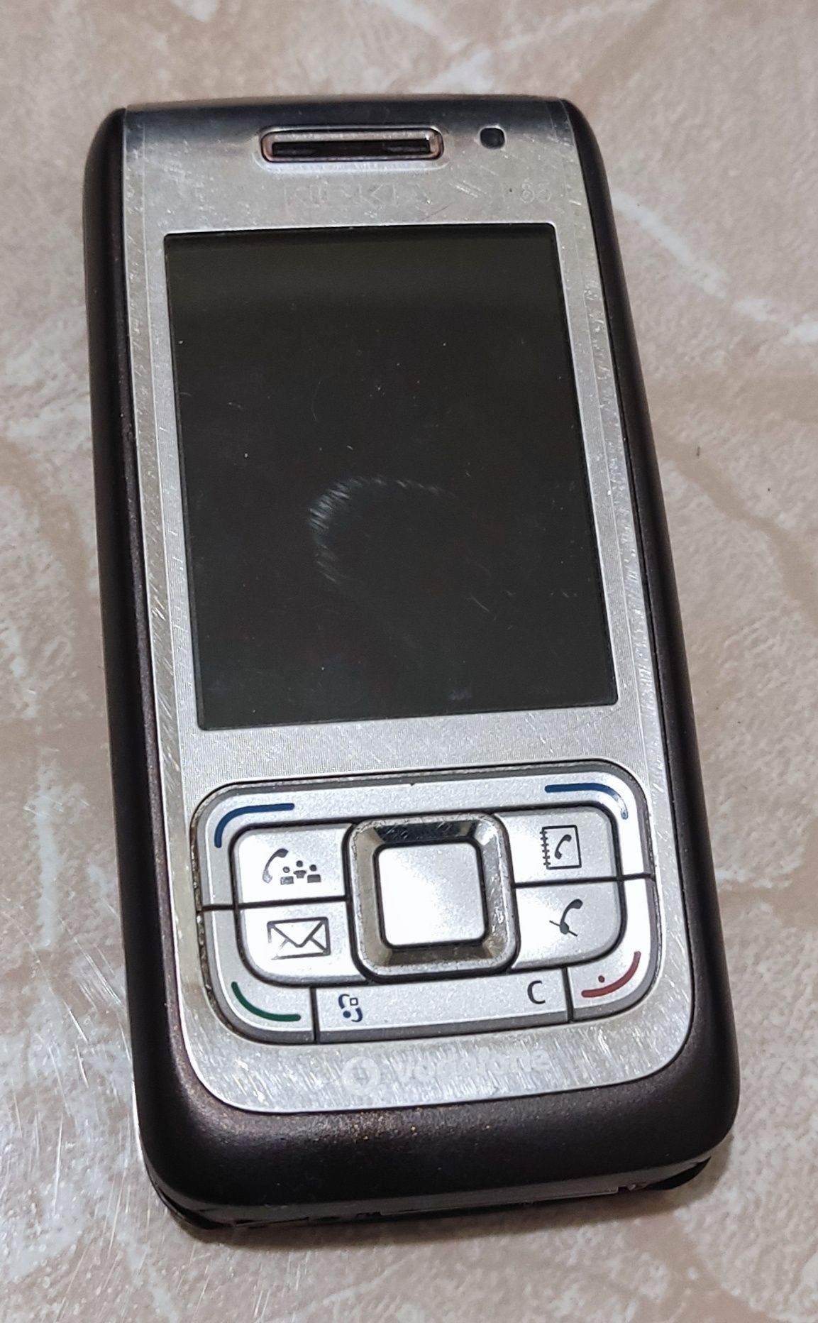 Мобильный телефон Нокиа E65 -1