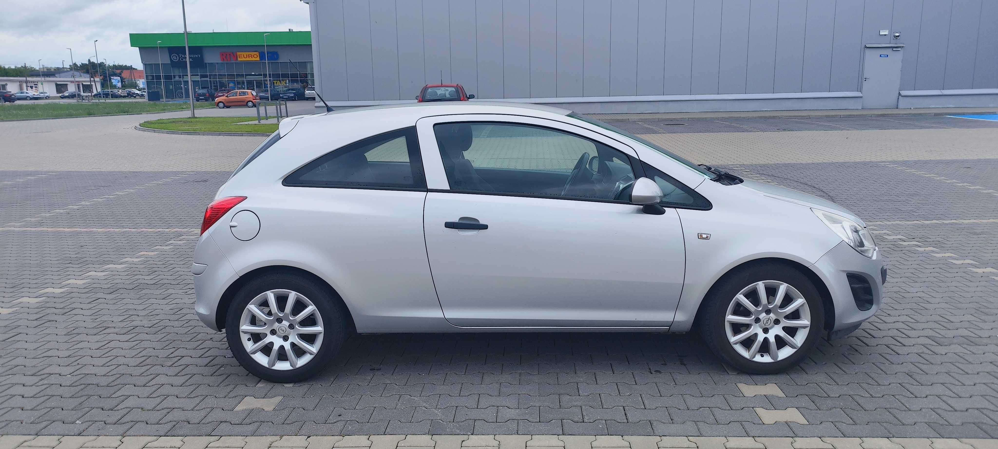 Opel Corsa D 1.2 Benzyna (2011)
