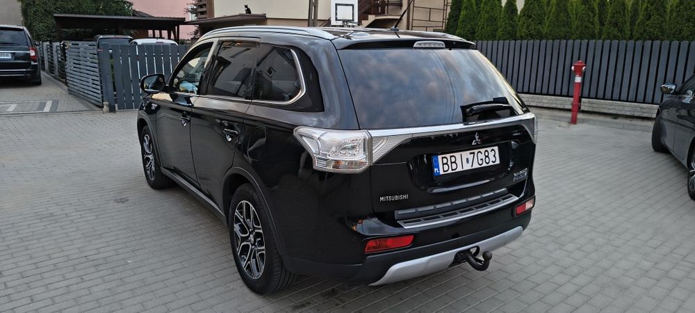Mitsubishi Outlander benzyna hybrid, kamera, automat, ,4x4, zamiana