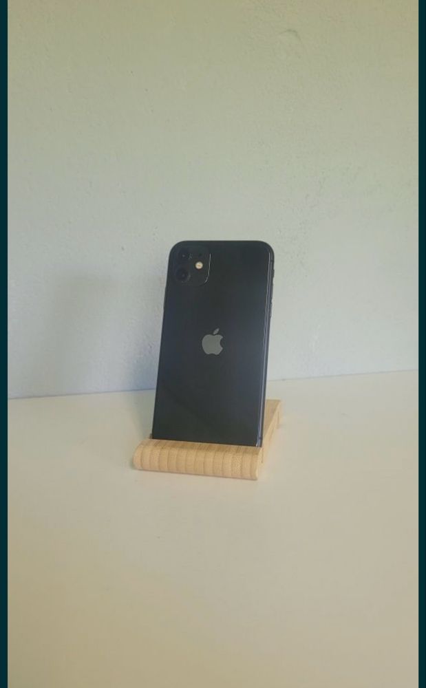Iphone 11 stan idealny