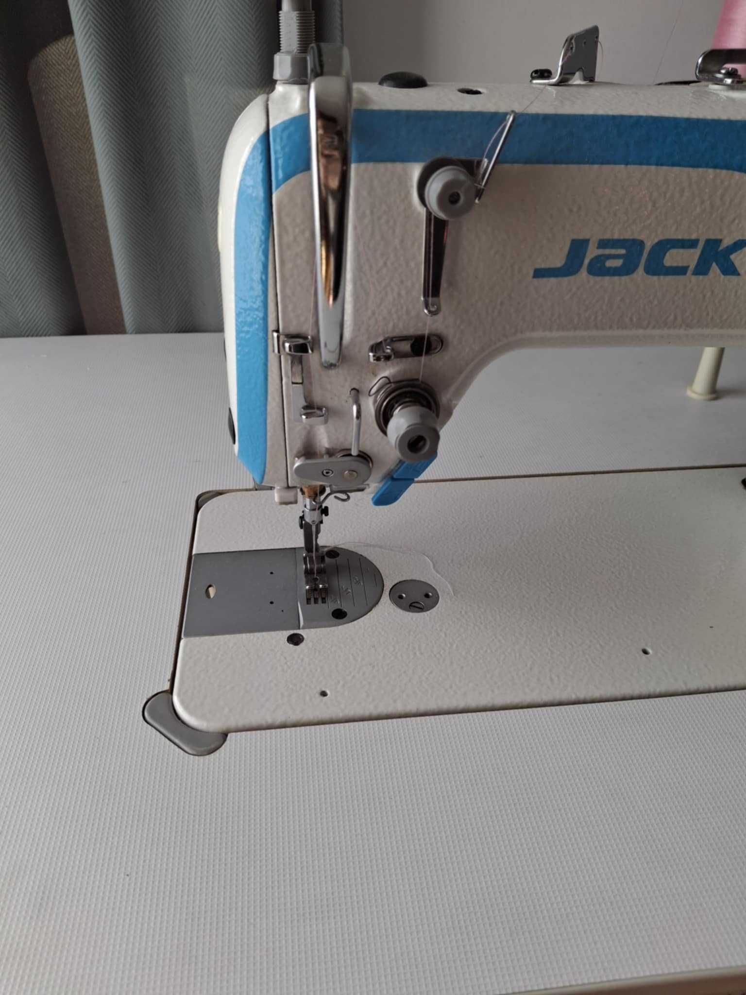 Maszyna do szycia JACK A4
