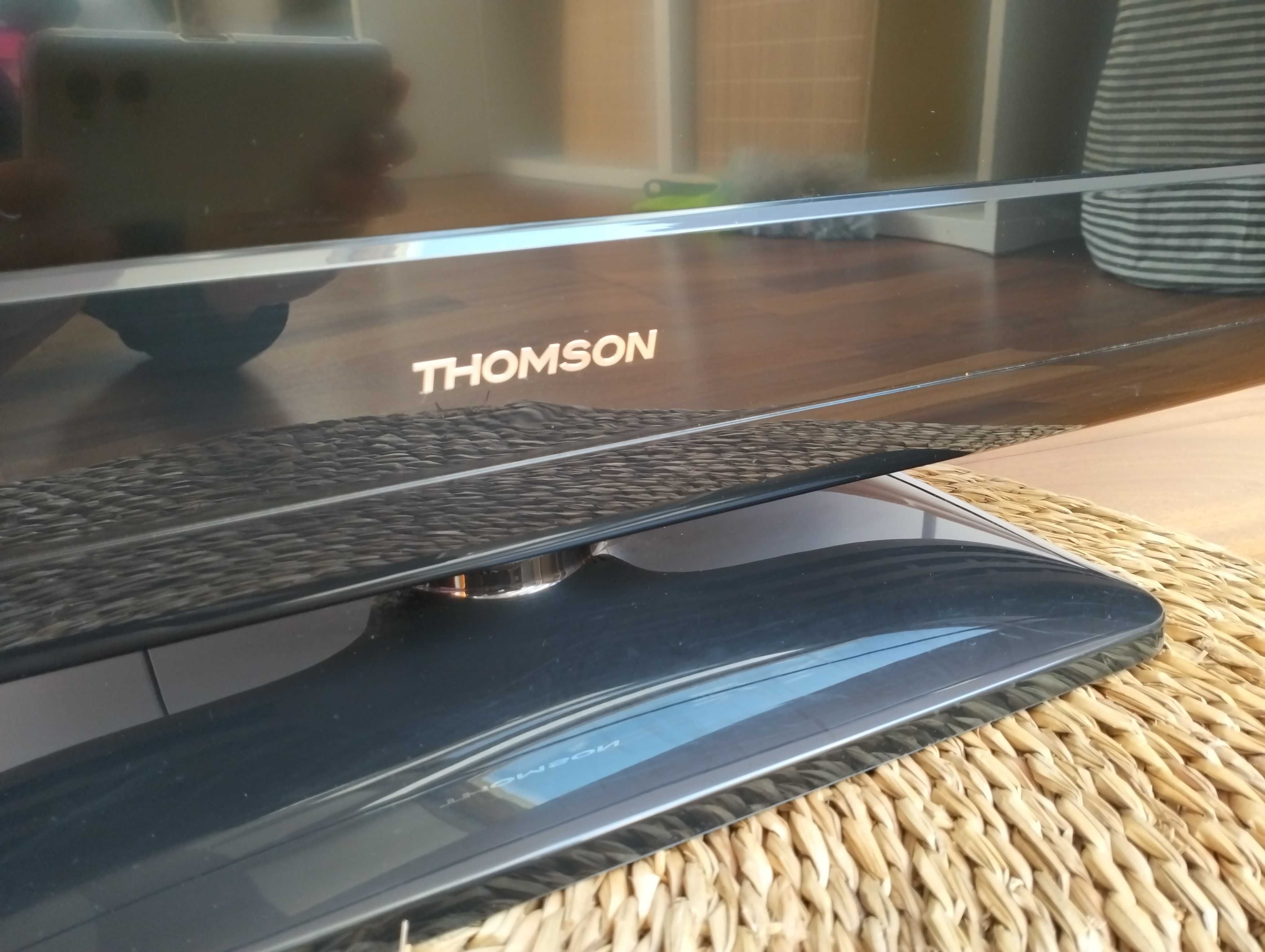 Telewizor LCD Thomson 32FS3246 32" + pilot