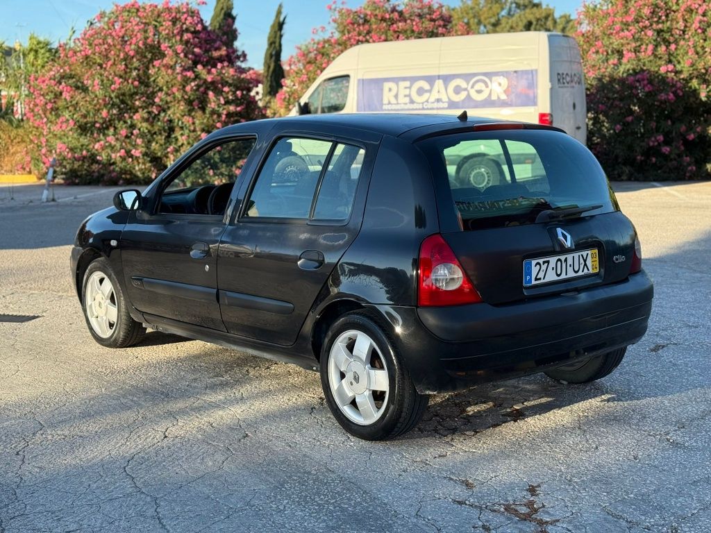Renault clio 1.2 16v