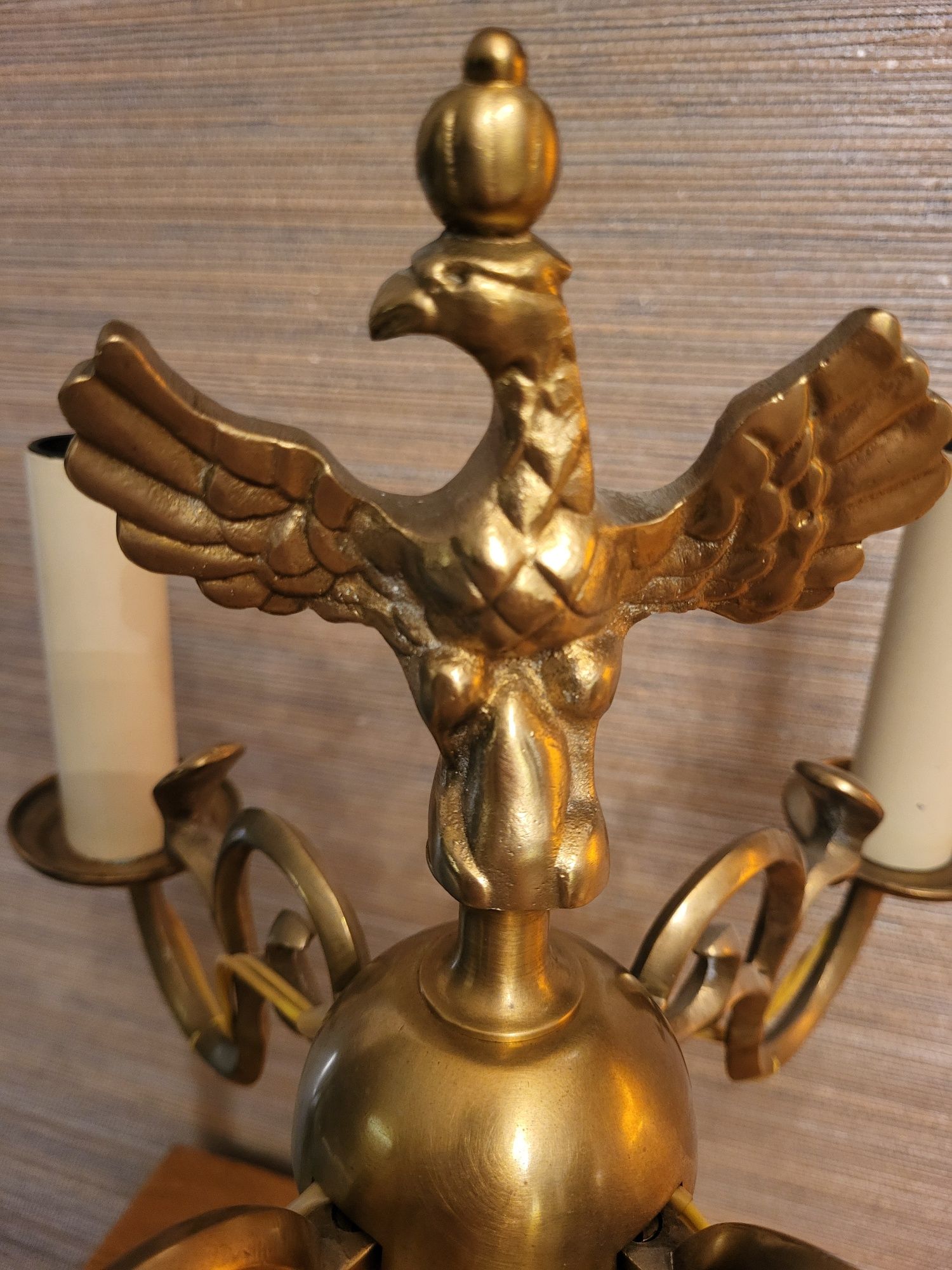 Mosiężny zestaw.  Lampa stołowa  i kinkiet.