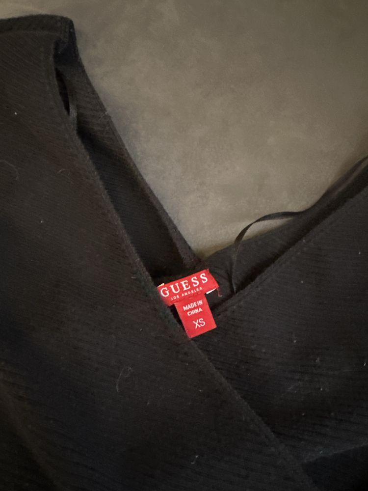 Sweterek guess xs