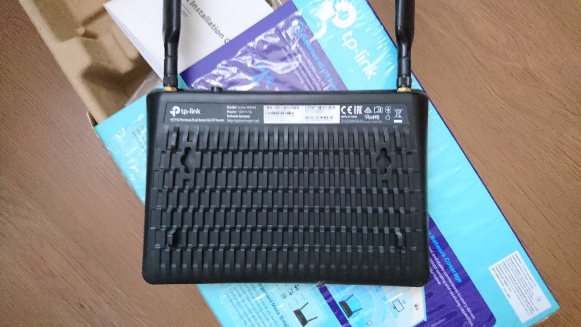 Tp-link  mr  200