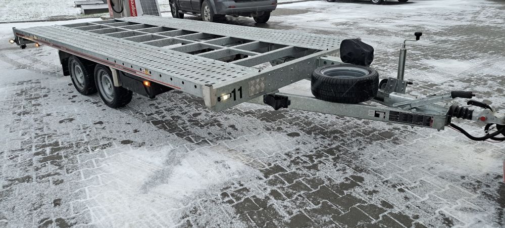 Wynajem lawet , wypożyczalnia przyczep , przyczepa reklamowa lekka