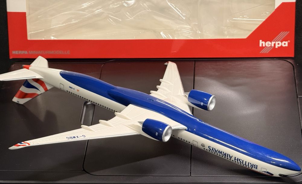 Model Airbus A350 - 1000 G-XWBG British Airways 1:200