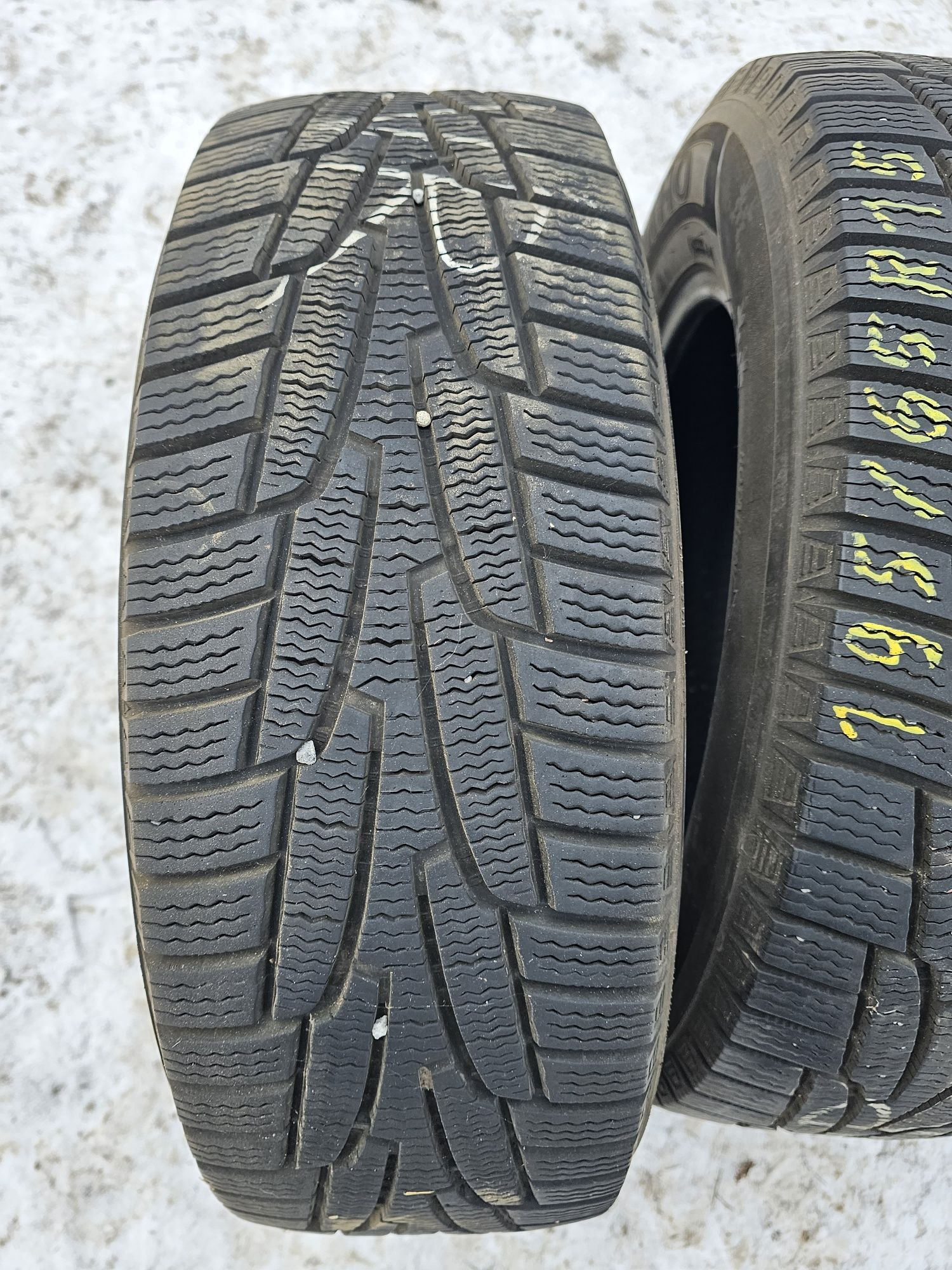 Opony zimowe Kumho 195/65R15