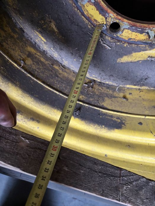 Felgi kombajn John Deere DW20Ax34