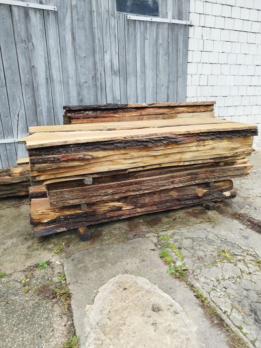 Tarcica dębowa. Deski foszty bale. Dąb.