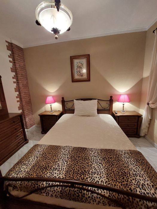 Quarto aconchegante para uma pessoa