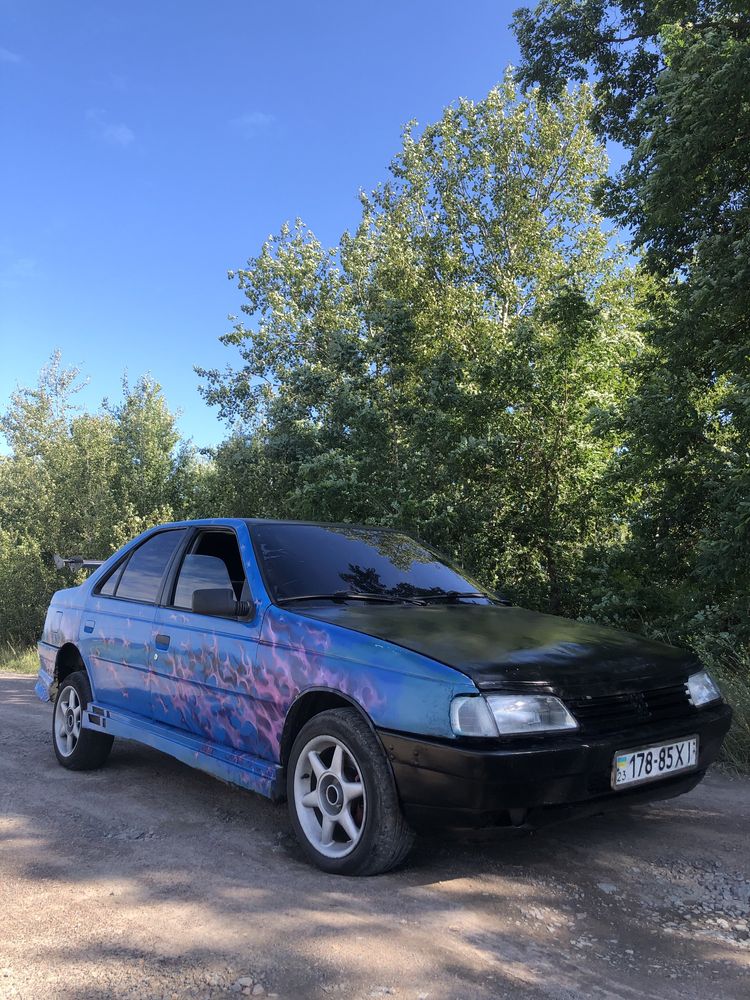 peugeot 405 1,9 бензин