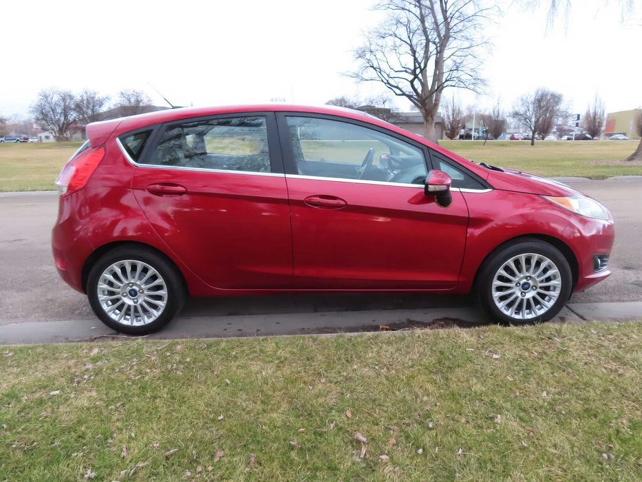 Ford Fiesta      2015