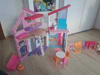 Domek Barbie mega zestaw + lalki i szafa na ubrania