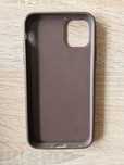 Etui do iphone 11 guess
