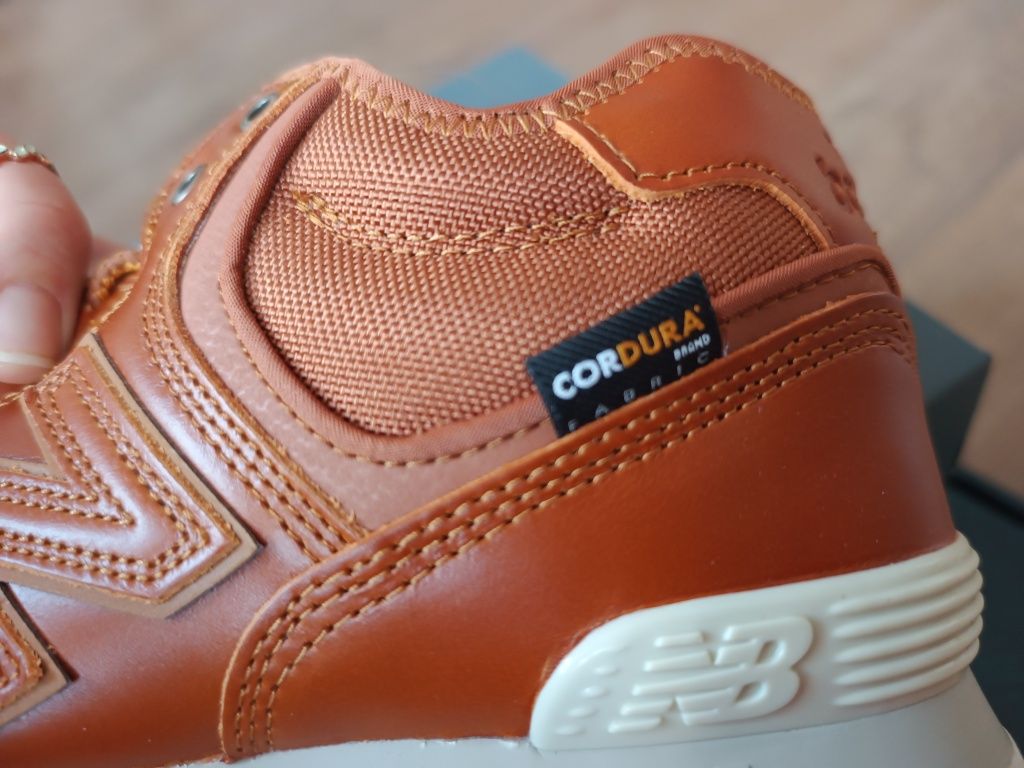 Nowe New Balance buty męskie 42.5 U574HBB wysokie Sneakersy Brąz retro