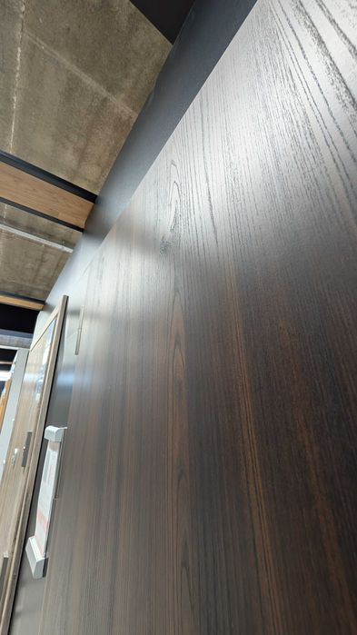 Drzwi Wejściowe do mieszkań C30 L80 otwierane na zew. jesion kawowy