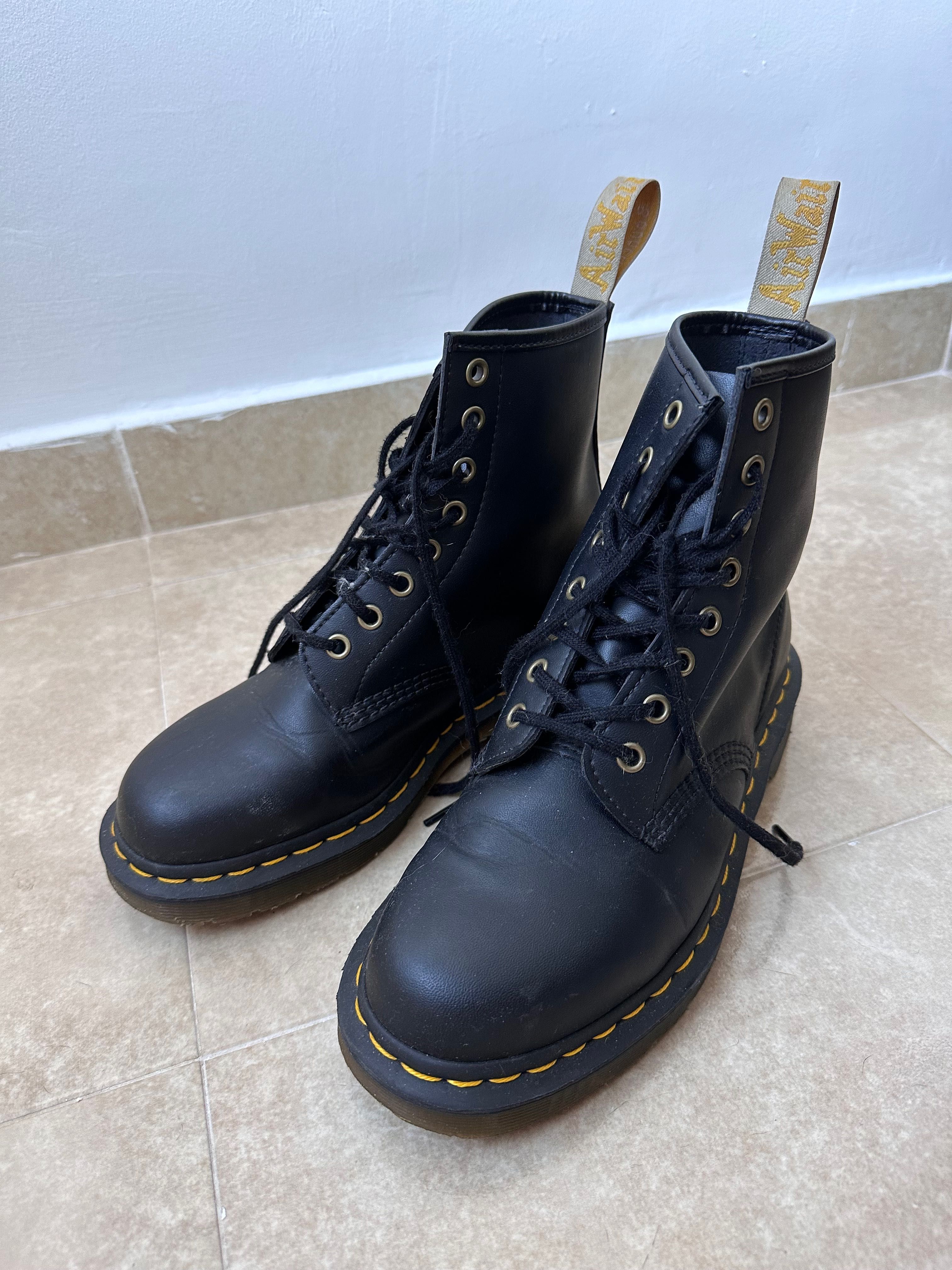 Dr. Martens vegan